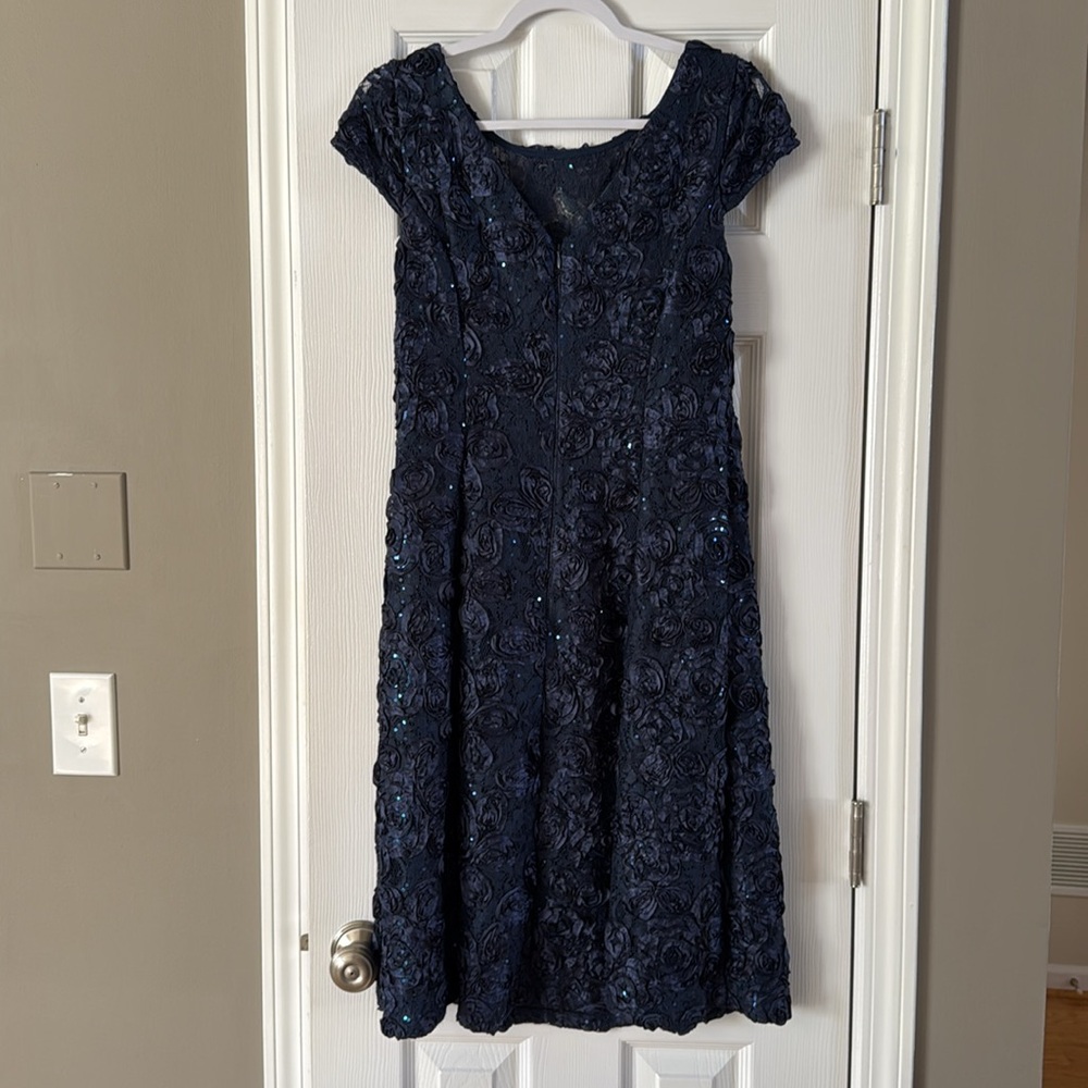 Alex Evenings Navy Gown - Size 10P - Picture 14 of 16